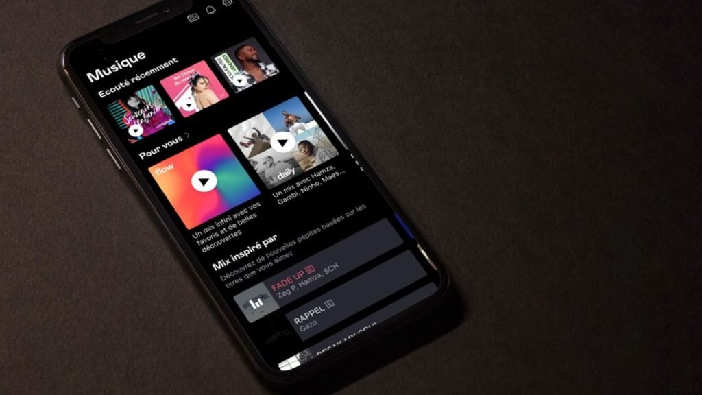 Deezer music app on smartphone screen